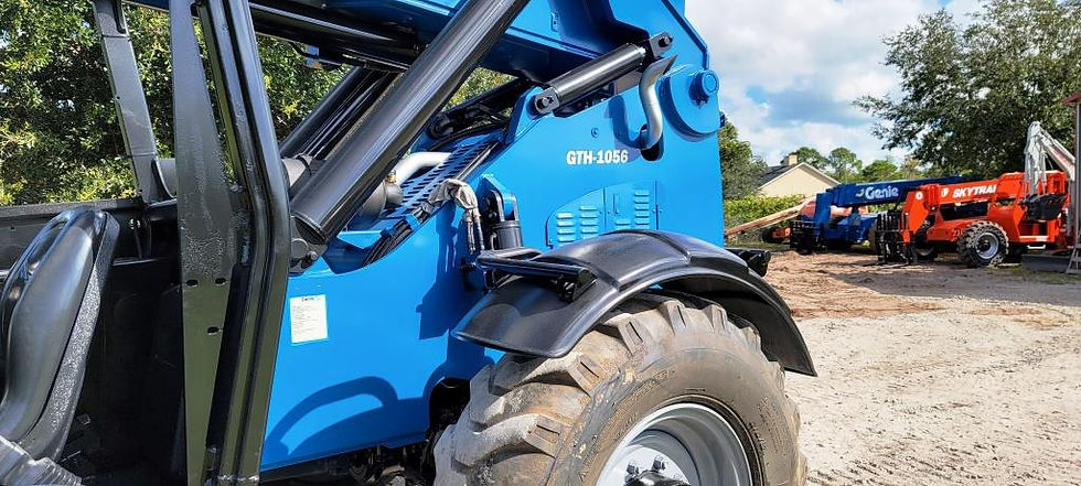 Thumbnail: 2014 Genie GTH 1056 Telehandler