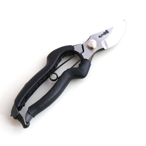 T13B 剪定鋏 YP200 leather black | 株式会社 外山刃物 -公式サイト-