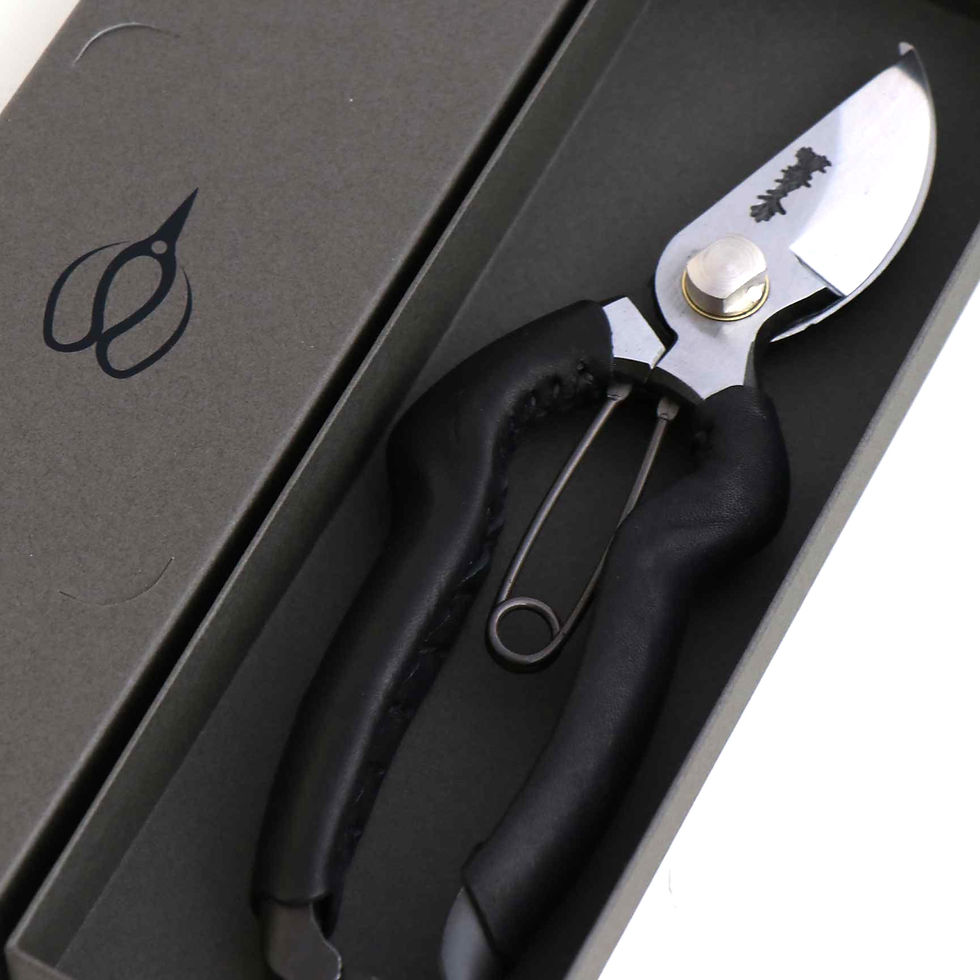 サムネイル： T25B 剪定鋏 YP180 leather black