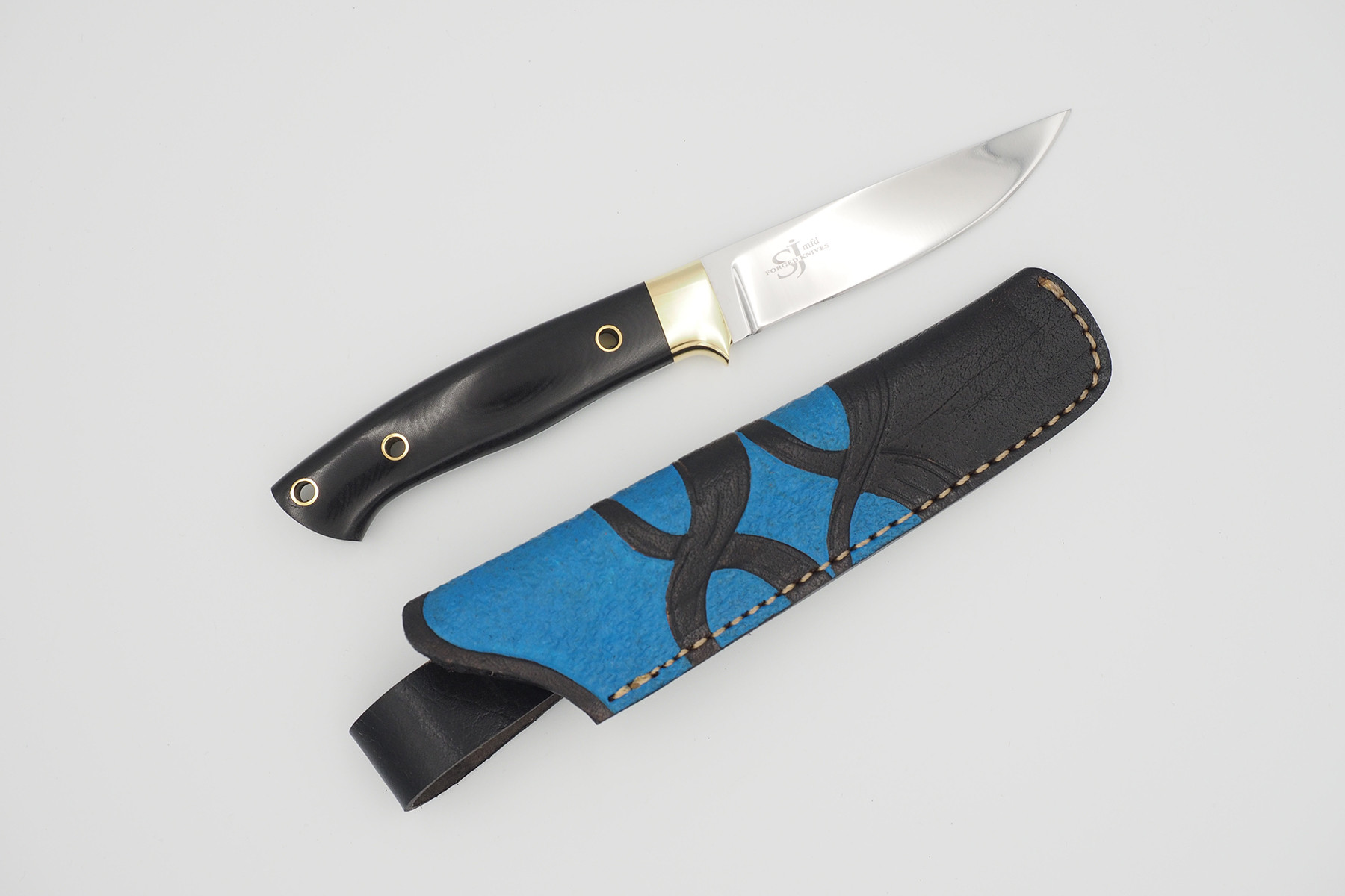 Classic Series Utility knife w/ Black Micarta Scales