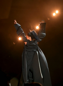 Rihanna_At_CBS’s_We_Can_Survive_Concert_-_2015_-_29