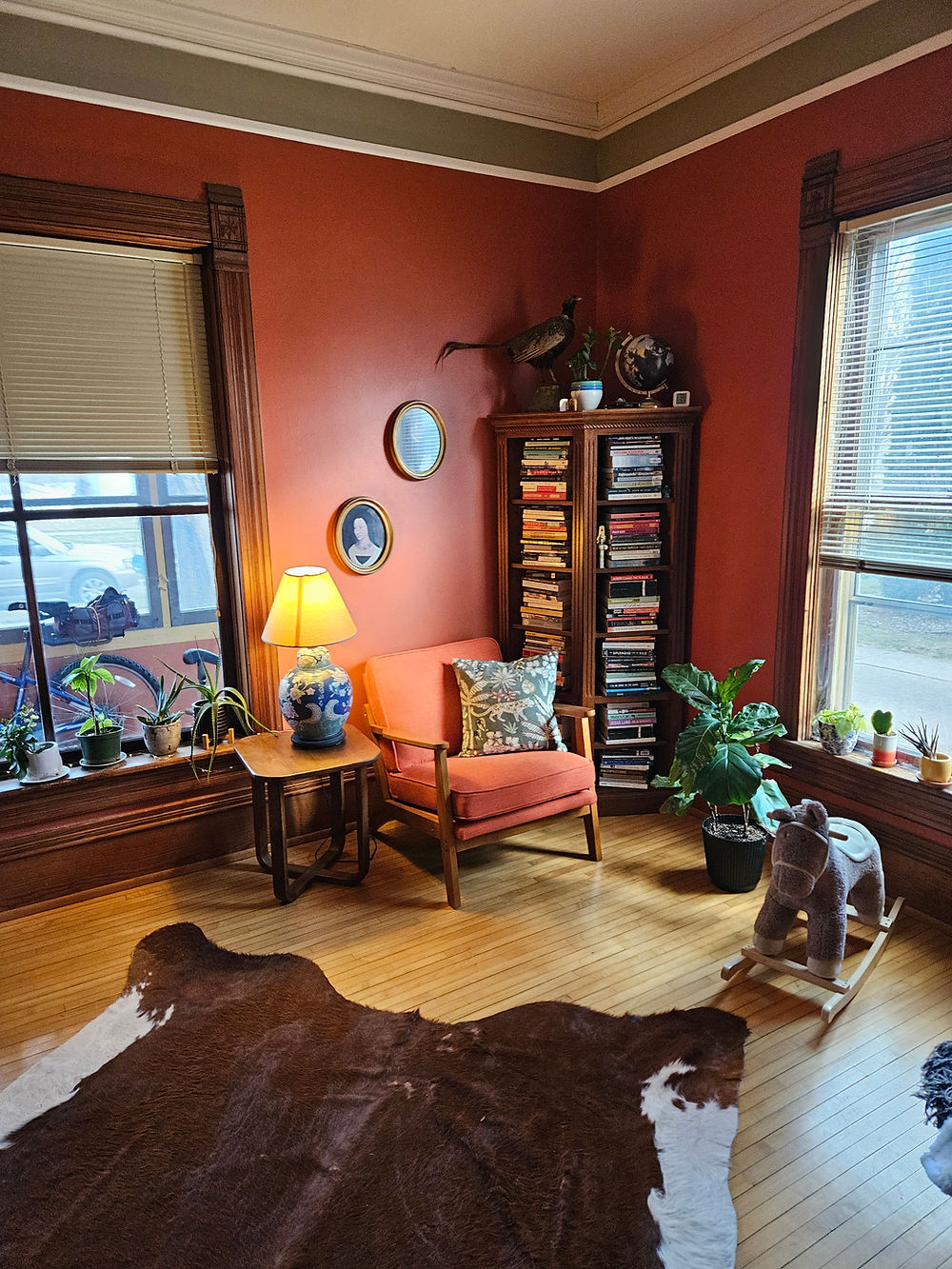 Interior design portfolio: cozy room with red walls