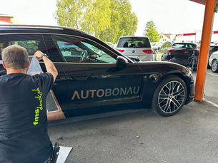 Auto Von Familienmitglied Beschdigt