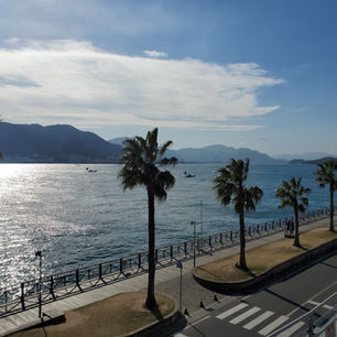 関門海峡と巌流島