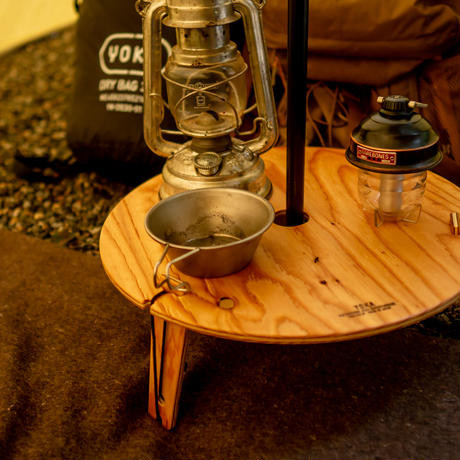 YOKA TRIPOD TABLE ROUND 収納袋付き TRIPOD TABLE ROUND | YOKA＜ヨカ＞ ゆったりと時間を味わうため
