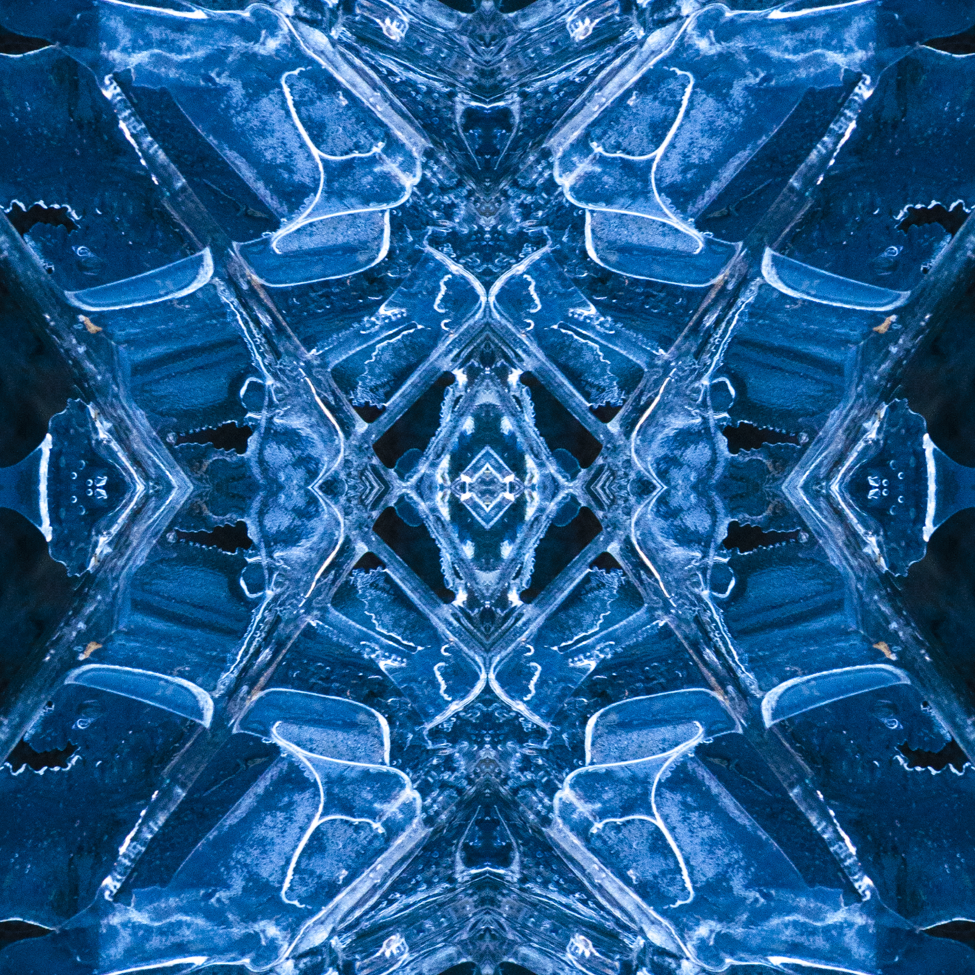 Square 32