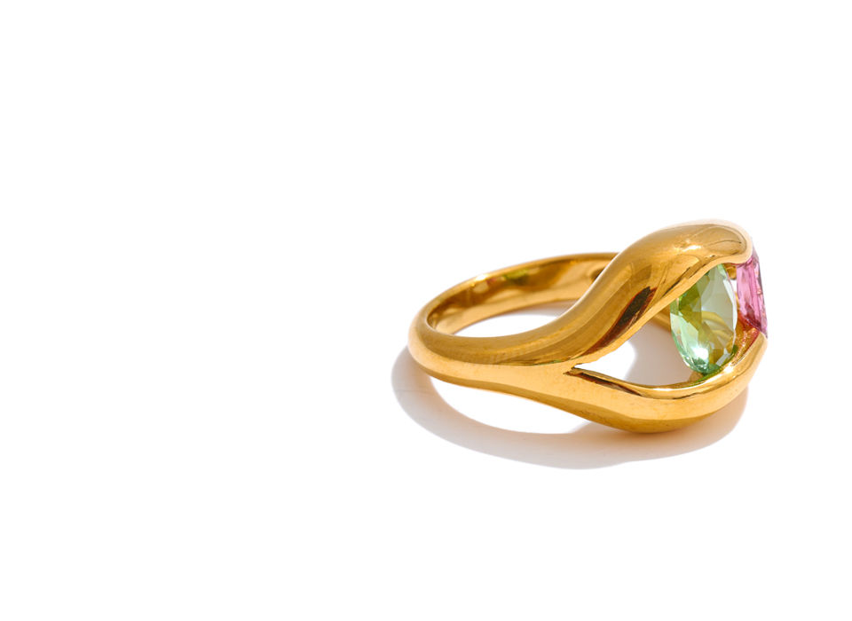 Thumbnail: Fashion Unique Lip Design Ring for Women Golden Plated Cubic Zirc