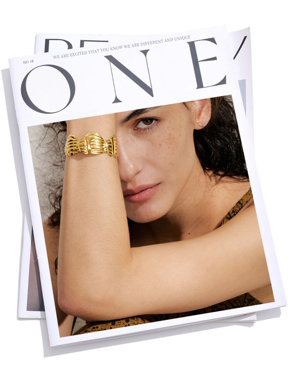 Thumbnail: Ocean Style Metal Conch Golden Cuff Bracelet Bangle for Women Stainless St