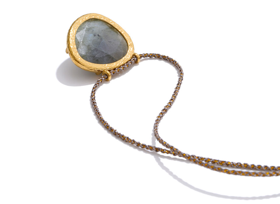 Thumbnail: Natural Spectrolite Agate Stone Oval Pendant Necklace for Women Golden Sta