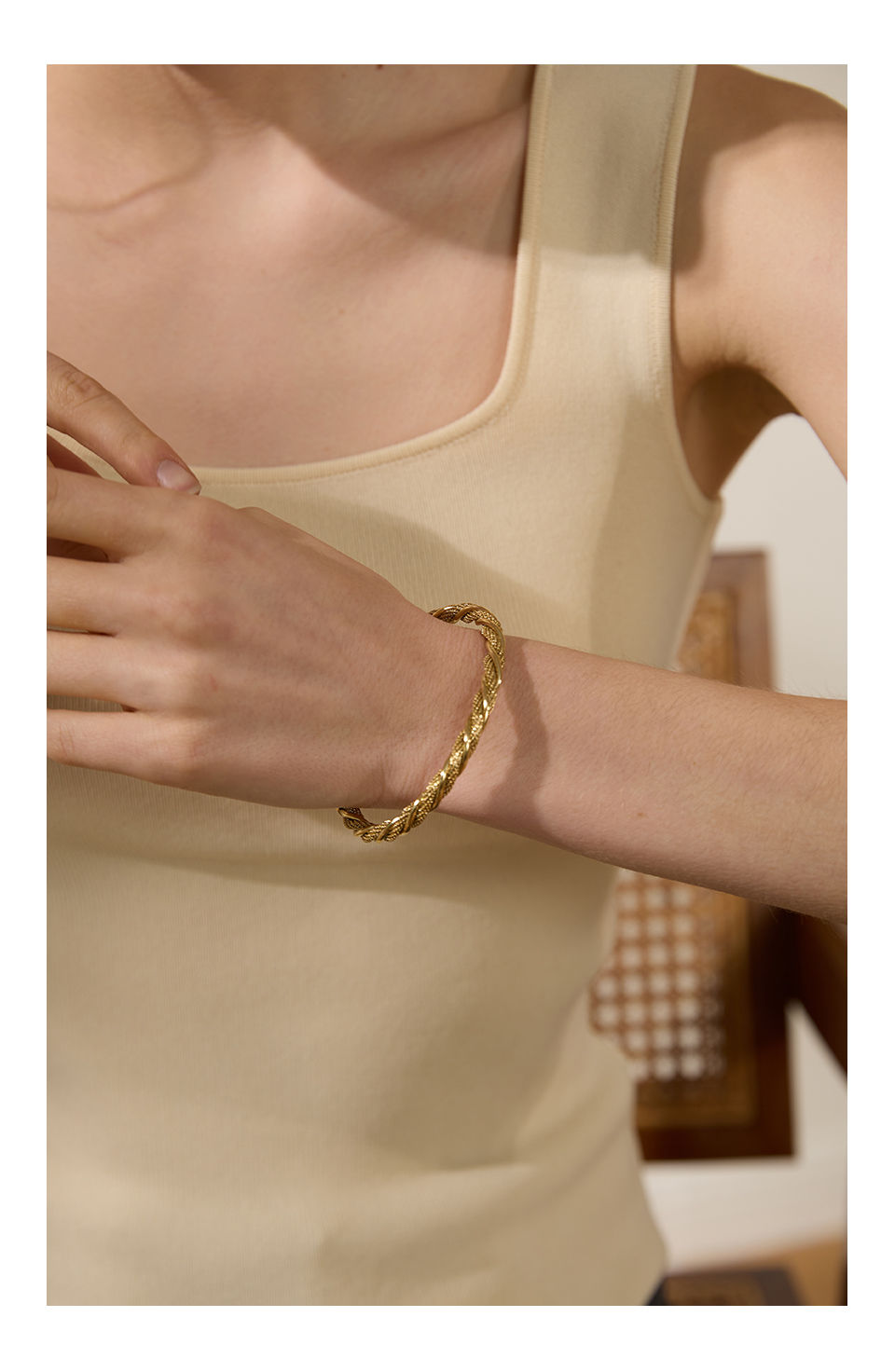 Thumbnail: Waterproof Stainless Steel Twisted Round Cuff Open Bracelet Bangle for Wom