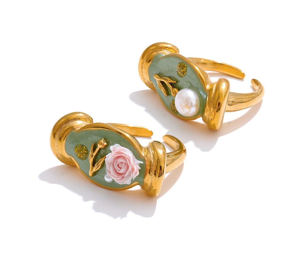 Sweet Fairy Green Enamel Pearl Flower Cast Ring High Quality 18K Golden PV