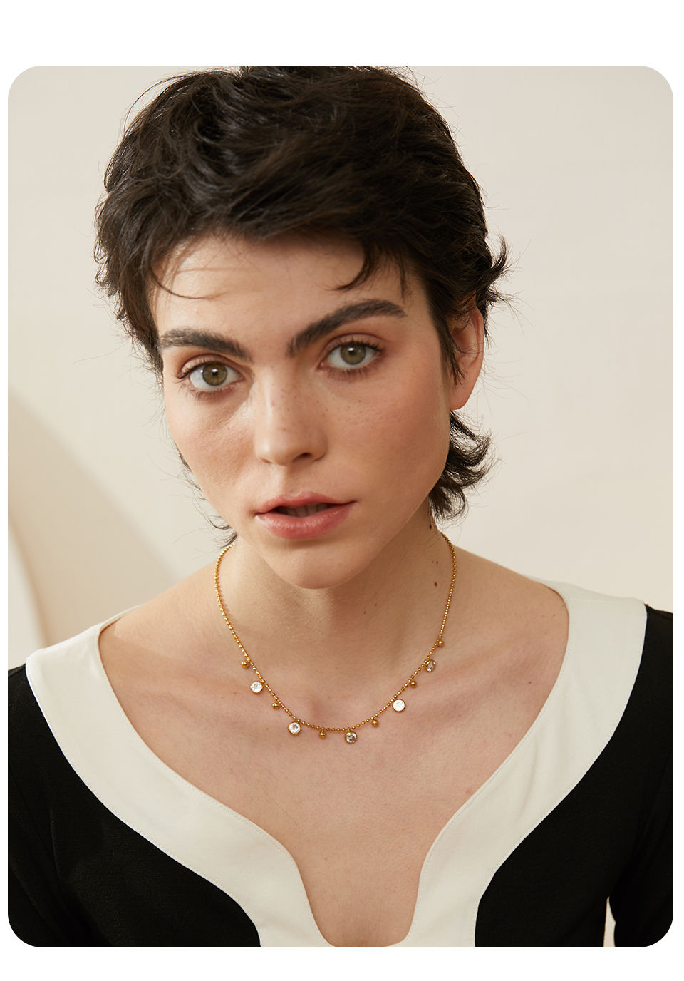 Thumbnail: Luxury Shiny Cubic Zirconia Chain Stainless Steel Aesthetic Necklace Brace