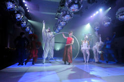 :: Le Cirque ::