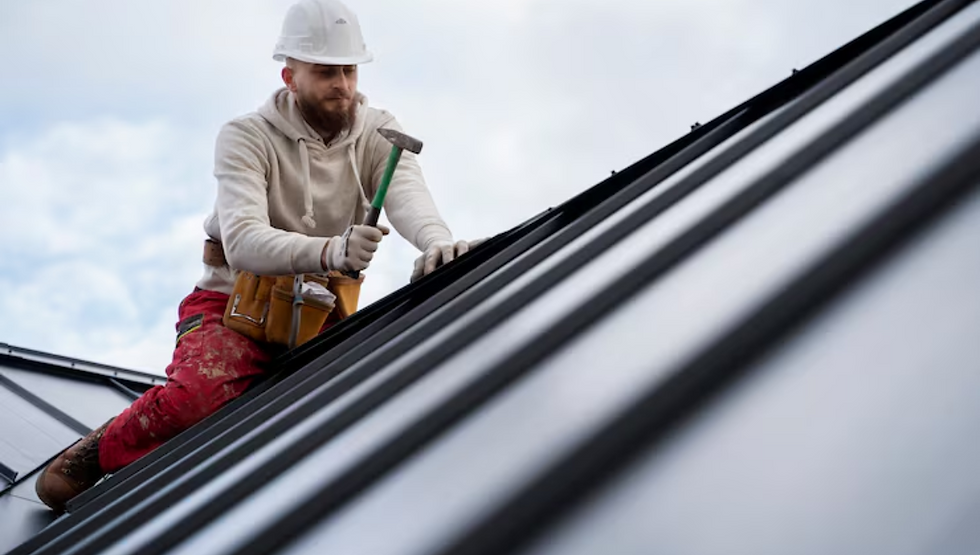 Roofing contractor