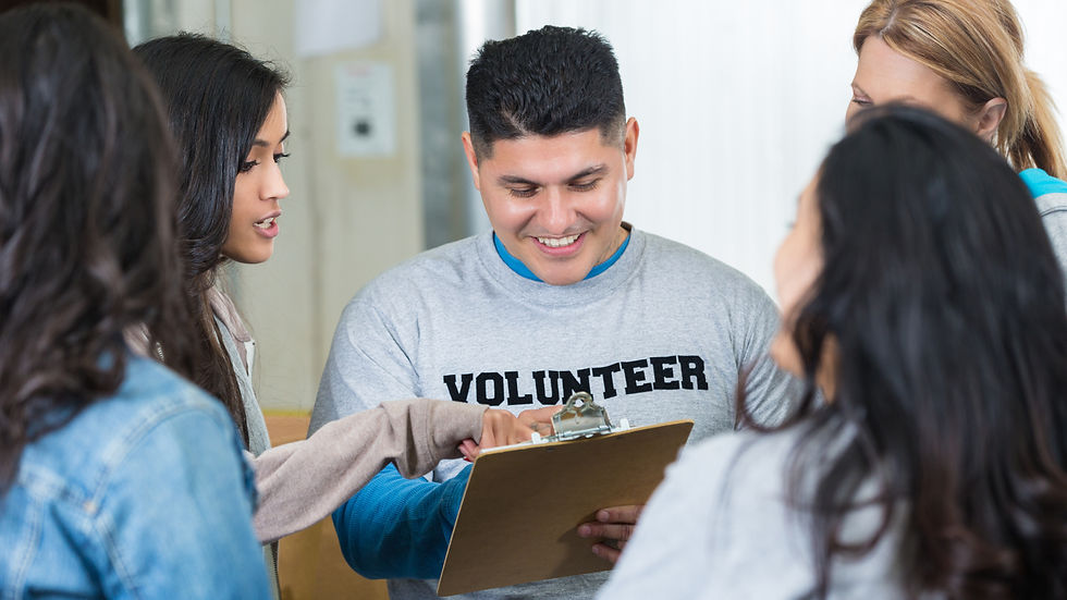 Hoy por ti, mañana por mí: 3 beneficios del voluntariado según la ciencia