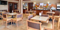 Holiday Inn Breakfast