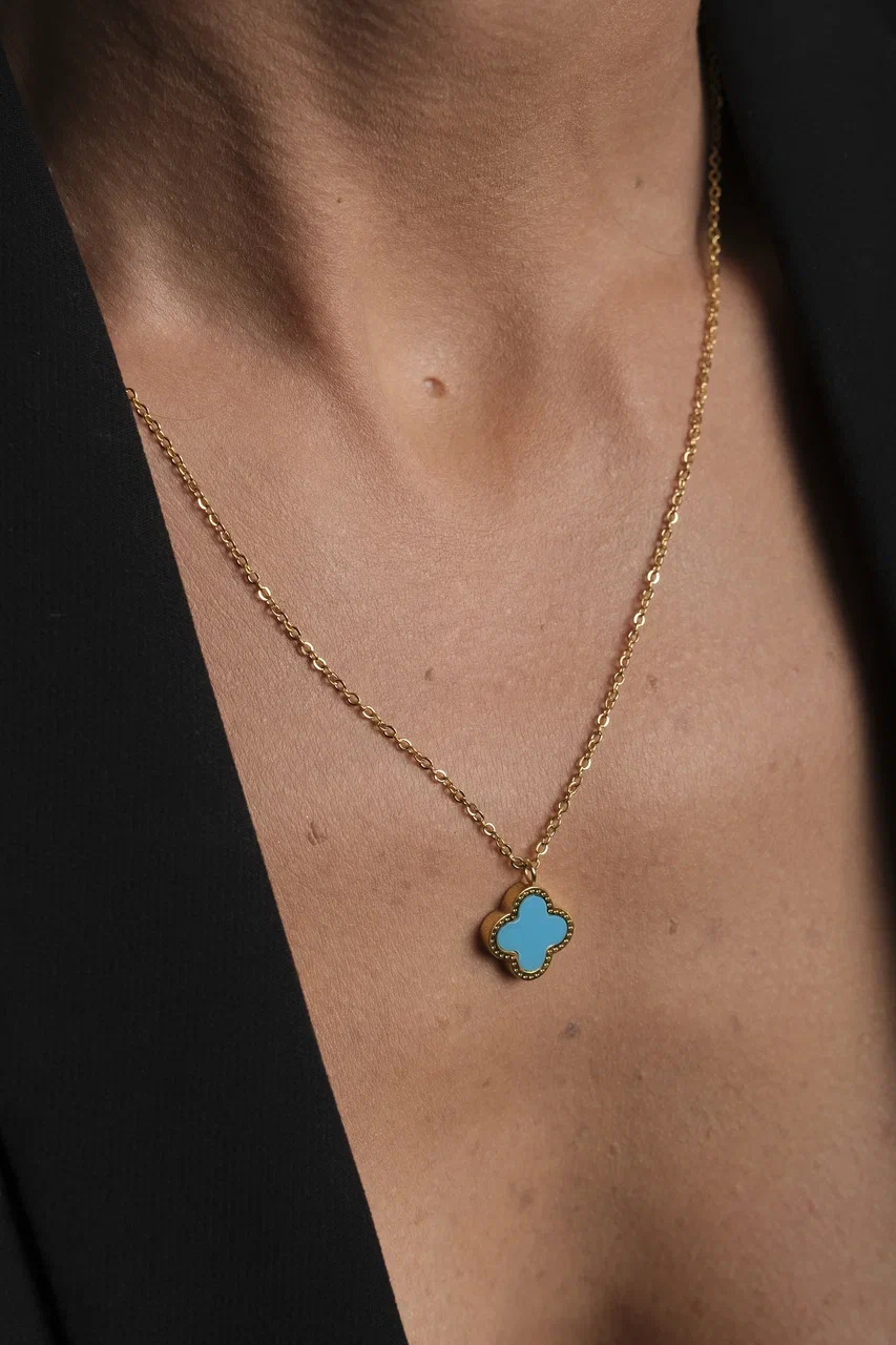 Turquoise shop clover necklace