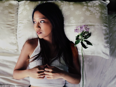 GRACE. Delivers a stunning debut album ‘Hourglass Plea’