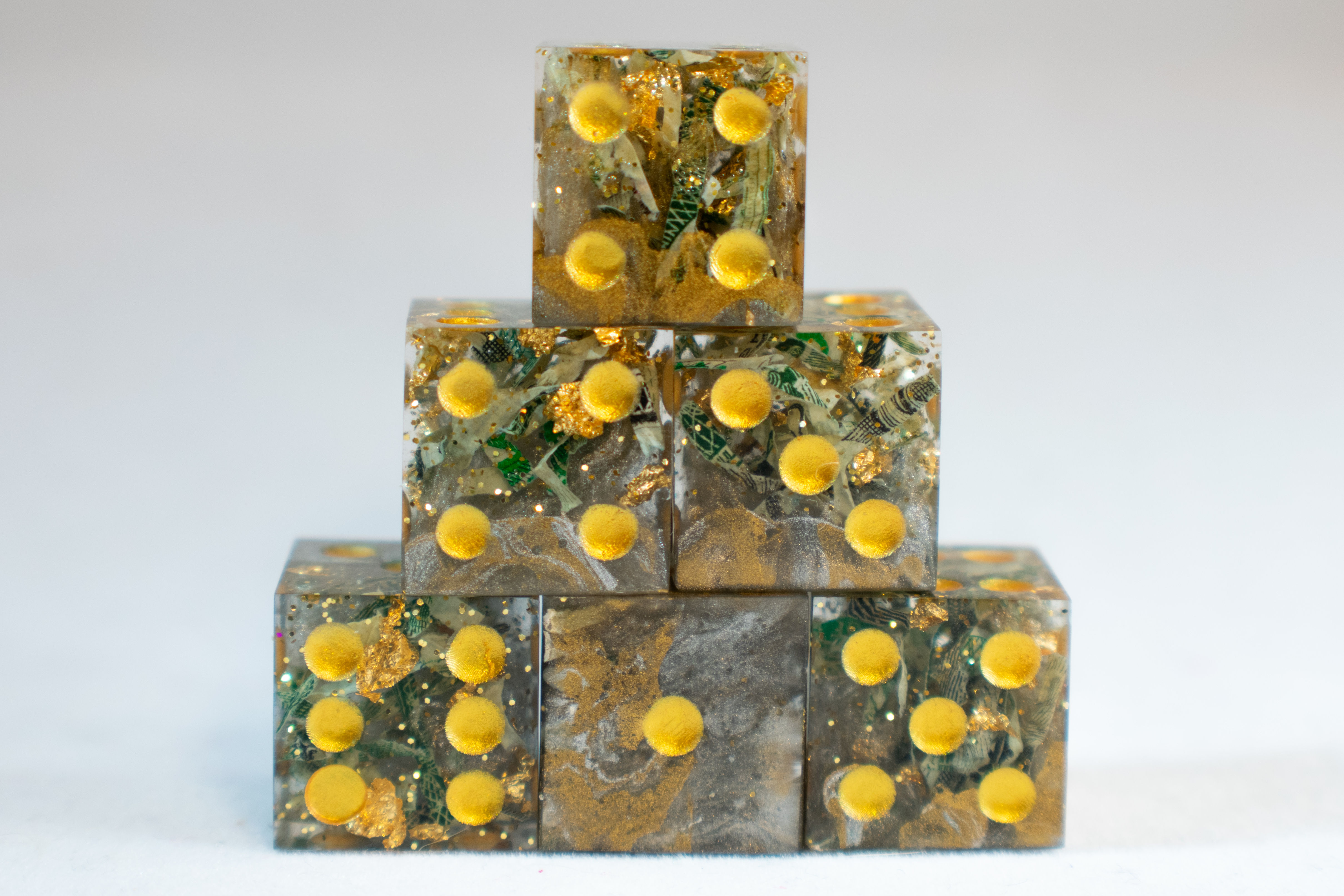 "Unmatched Beauty #17" Pipped 6d6 Set