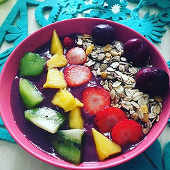 Healthy lunch with the girls _) #milkawa