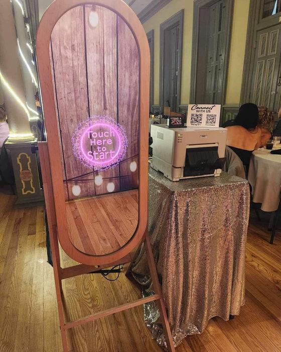 Mirror me retro photo booth with a touch to start screen