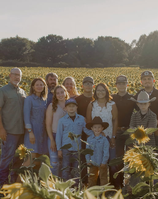 Smyser Family Photo 2026.jpg