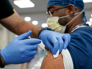 Chicago Health System to Pay Workers $10 Million in Settlement over Vaccine Mandate