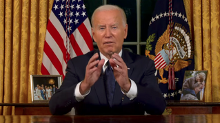 White House turns red moments before Joe Biden speech about Ukraine and Israel.