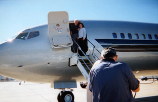 Bill Clinton flew on Epsteins plane to a naval base in China.