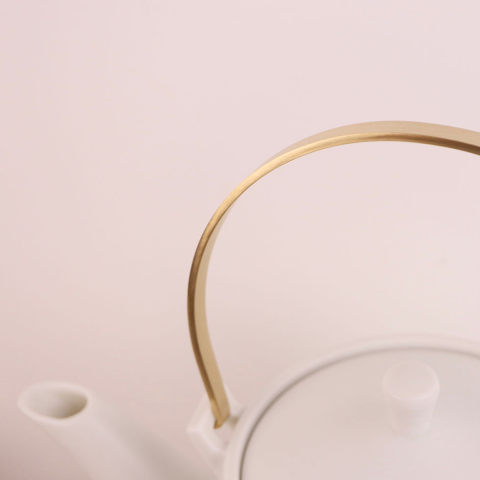 Thumbnail: Yamatsu Frustum Tea Set - White Glaze