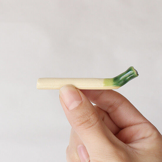 Thumbnail: Leek Chopstick Rest