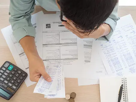 Meu patrão paga o salário em atraso, o que fazer?