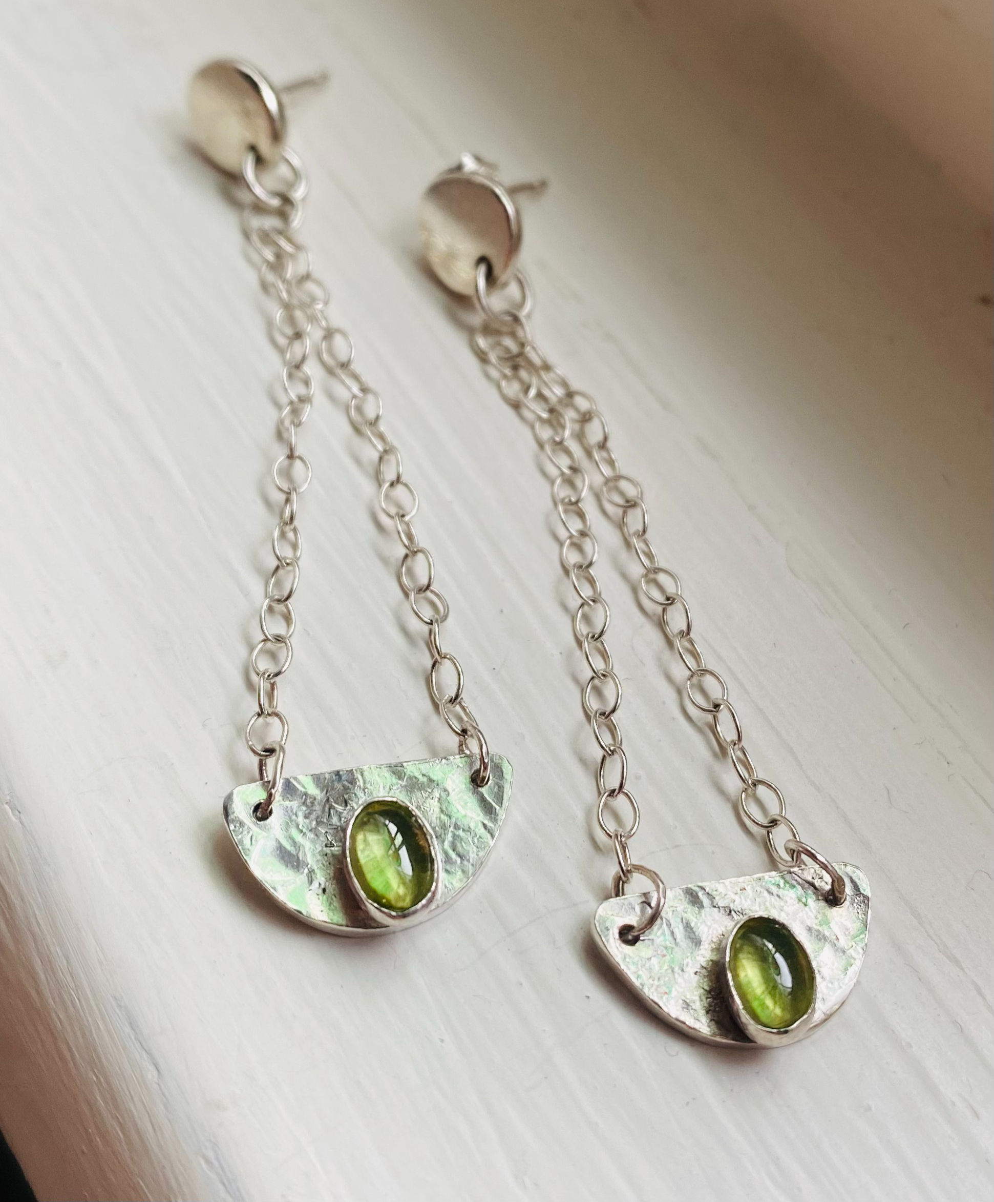 Esme earrings - peridot