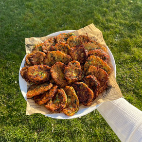 Kabak mücver: Turkish zucchini fritters that your guests will fight over