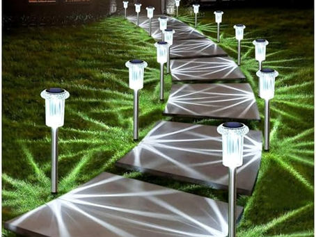 Cool white solar pathway lights