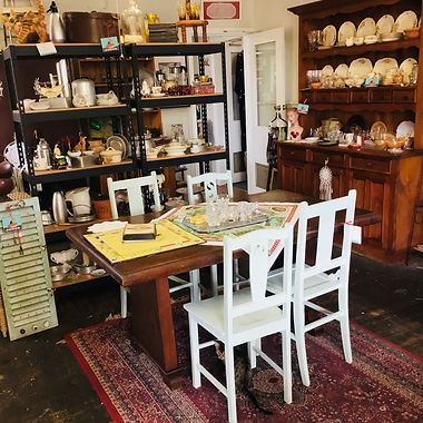 Antiques, Retro, Vintage Collectables and Records Kitten Vintage Mackay