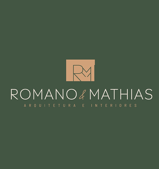 Romano-e-Mathias_Logo_3_edited.jpg