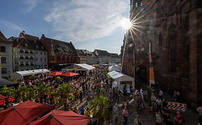 Freiburger-Weinfest-2023-Stadt Freiburg-Seeger (2).jpg