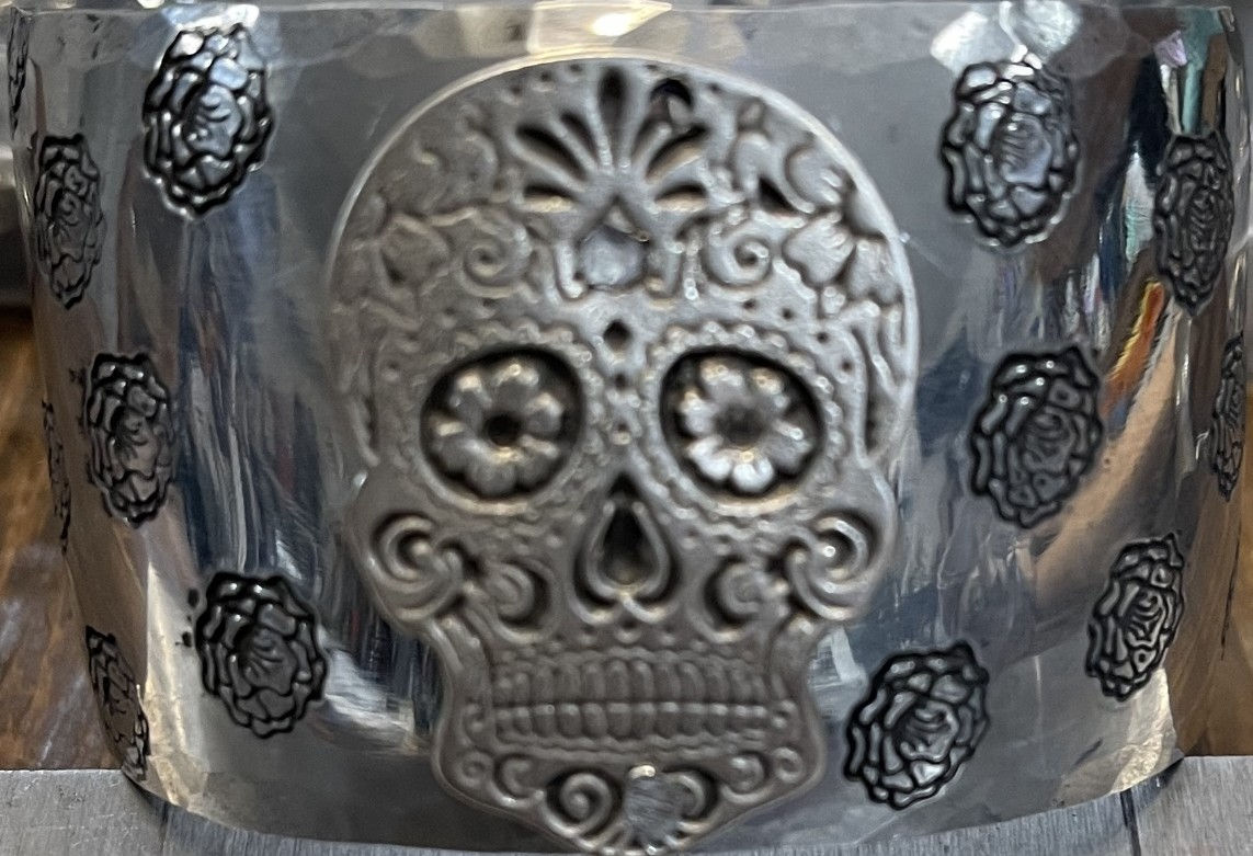 Skull cuff bracelet