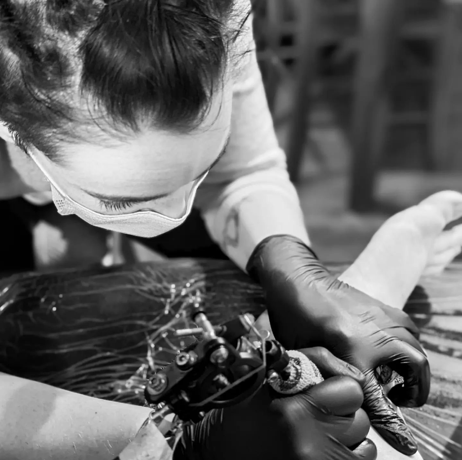 Emma tattooing at Mimink