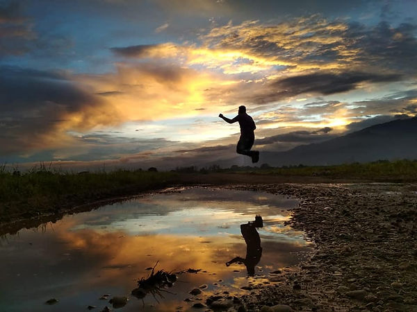 44775354_1941287369504542_59369492662441