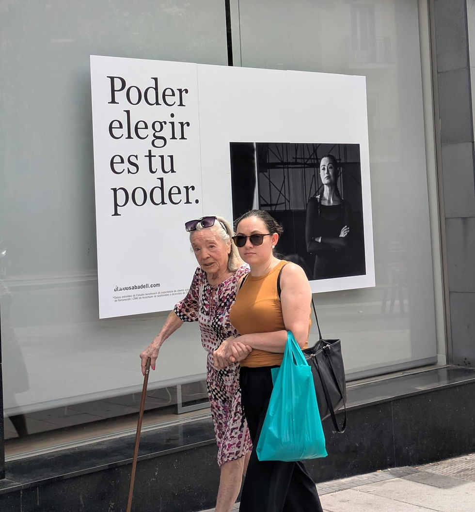 Cada generación se enreda en el velo caído.