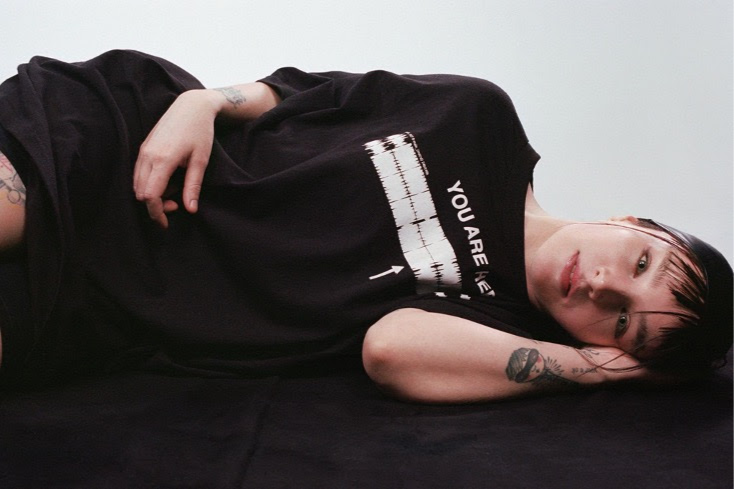 El apocalipsis recreado por Ela Minus con “QQQQ”