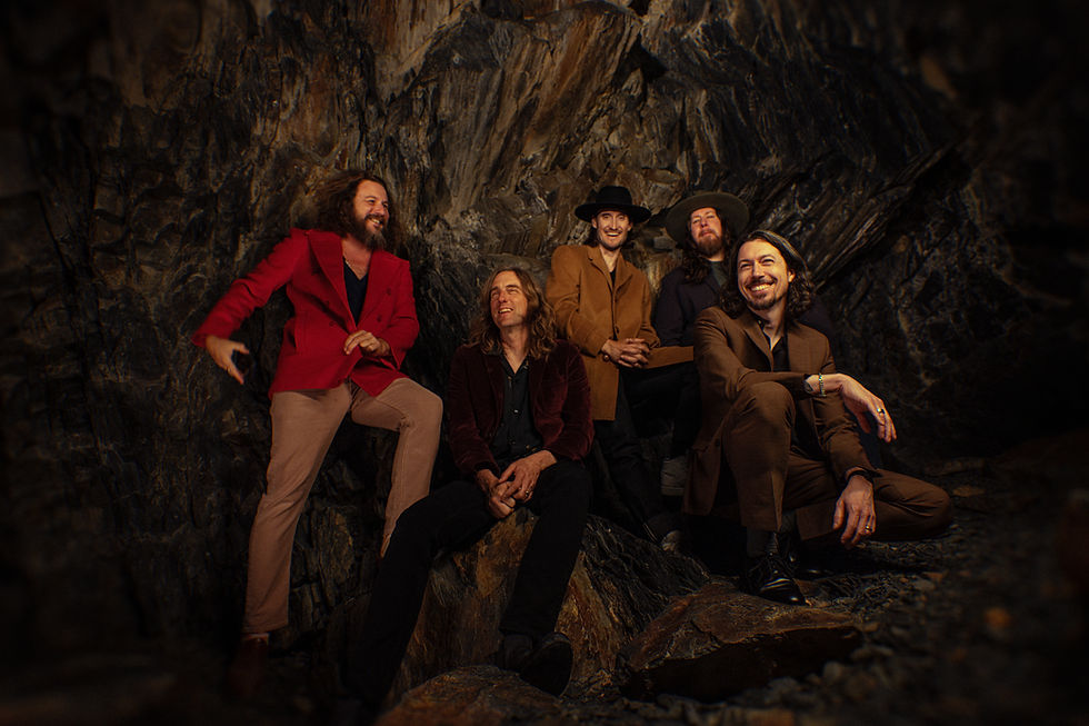 My Morning Jacket regresa con "Time Waited" y anuncia nuevo álbum "is"