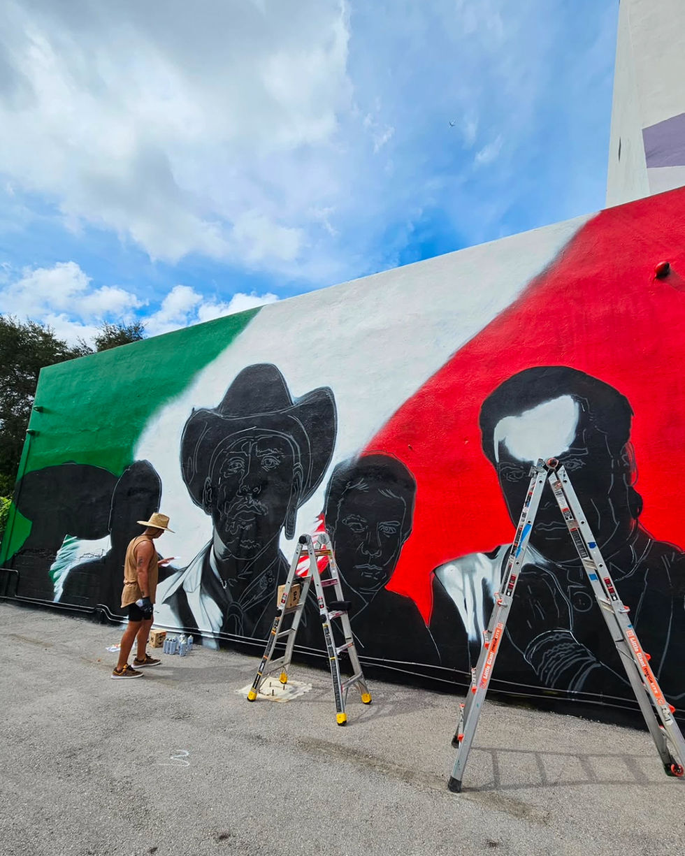 mural Christian nodalMesa de trabajo 15