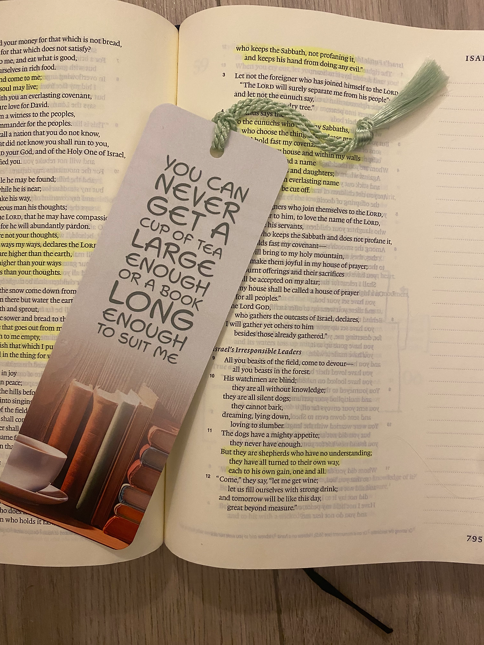 Thumbnail: Tea & Book Bookmark