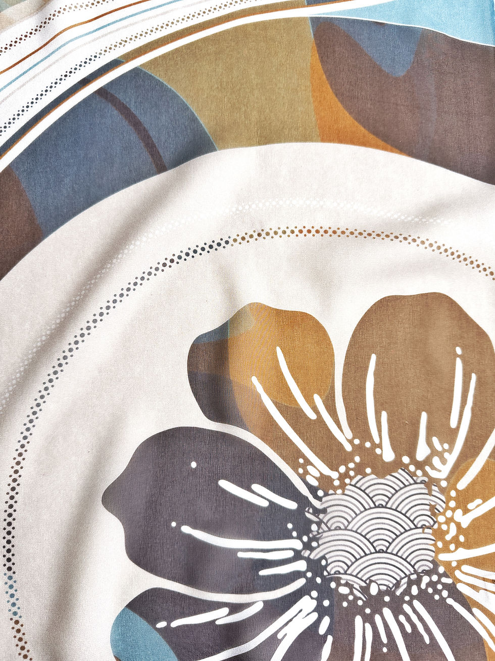 Thumbnail: Qeiwa silk scarf gift for a refined person