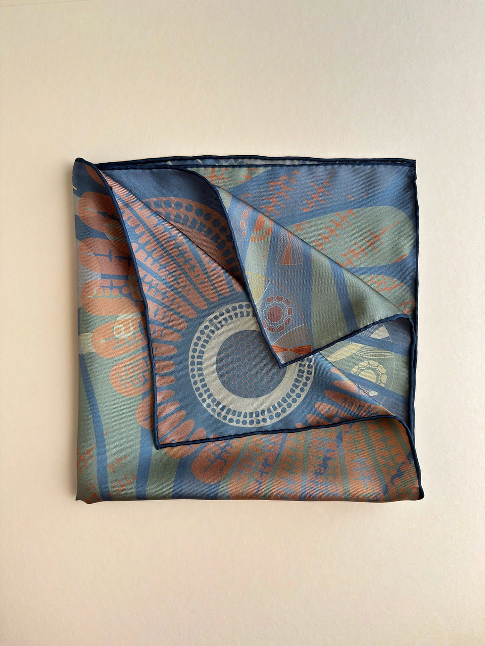 Thumbnail: Qeiwa small silk foulard expressive accessory
