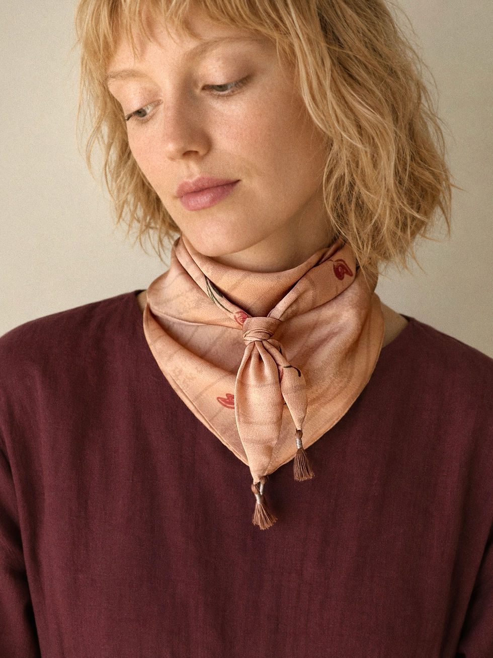 Thumbnail: Qeiwa vintage silk scarf in camel sand colours