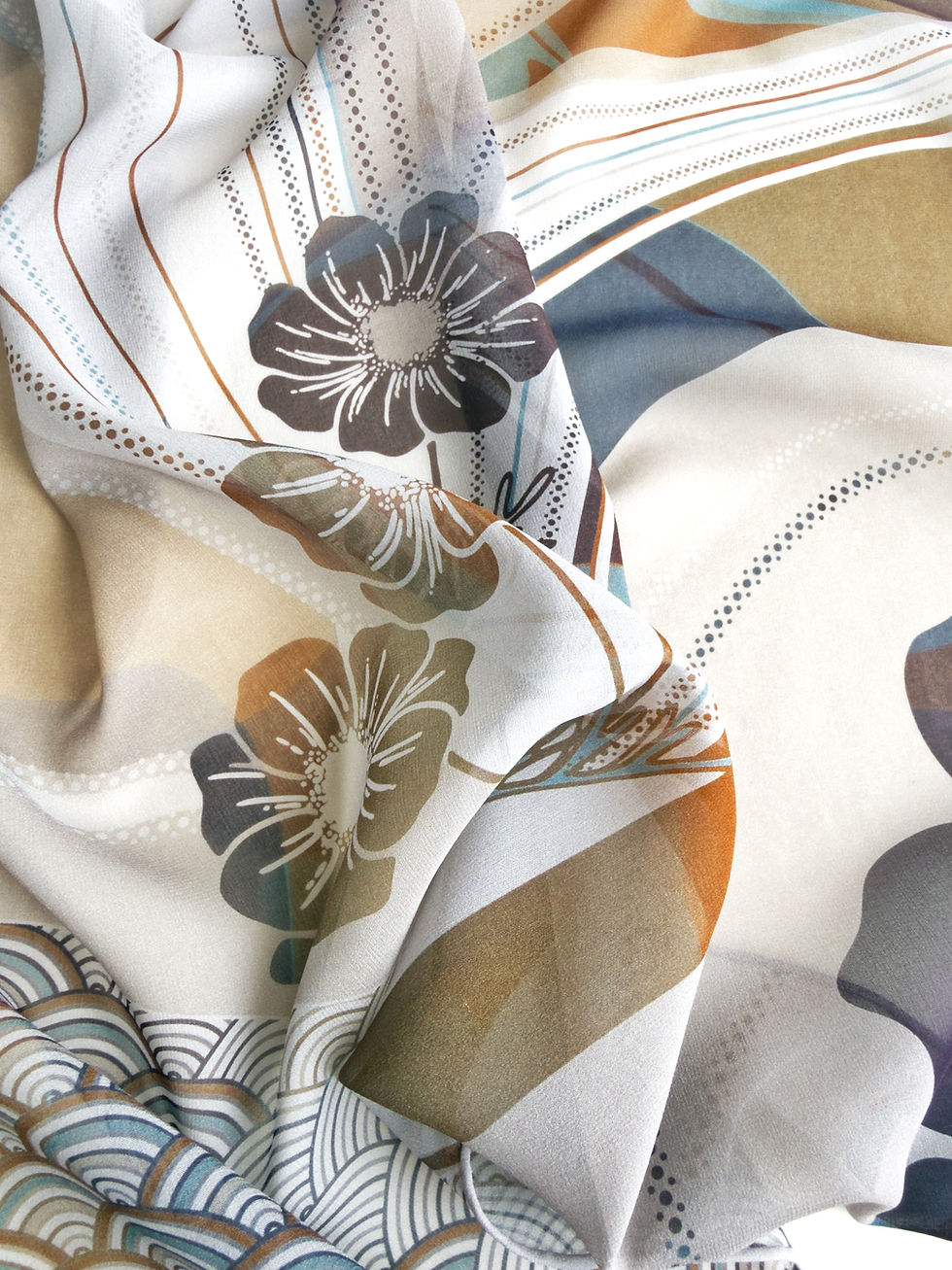 Qeiwa silk scarf with japanese patterns